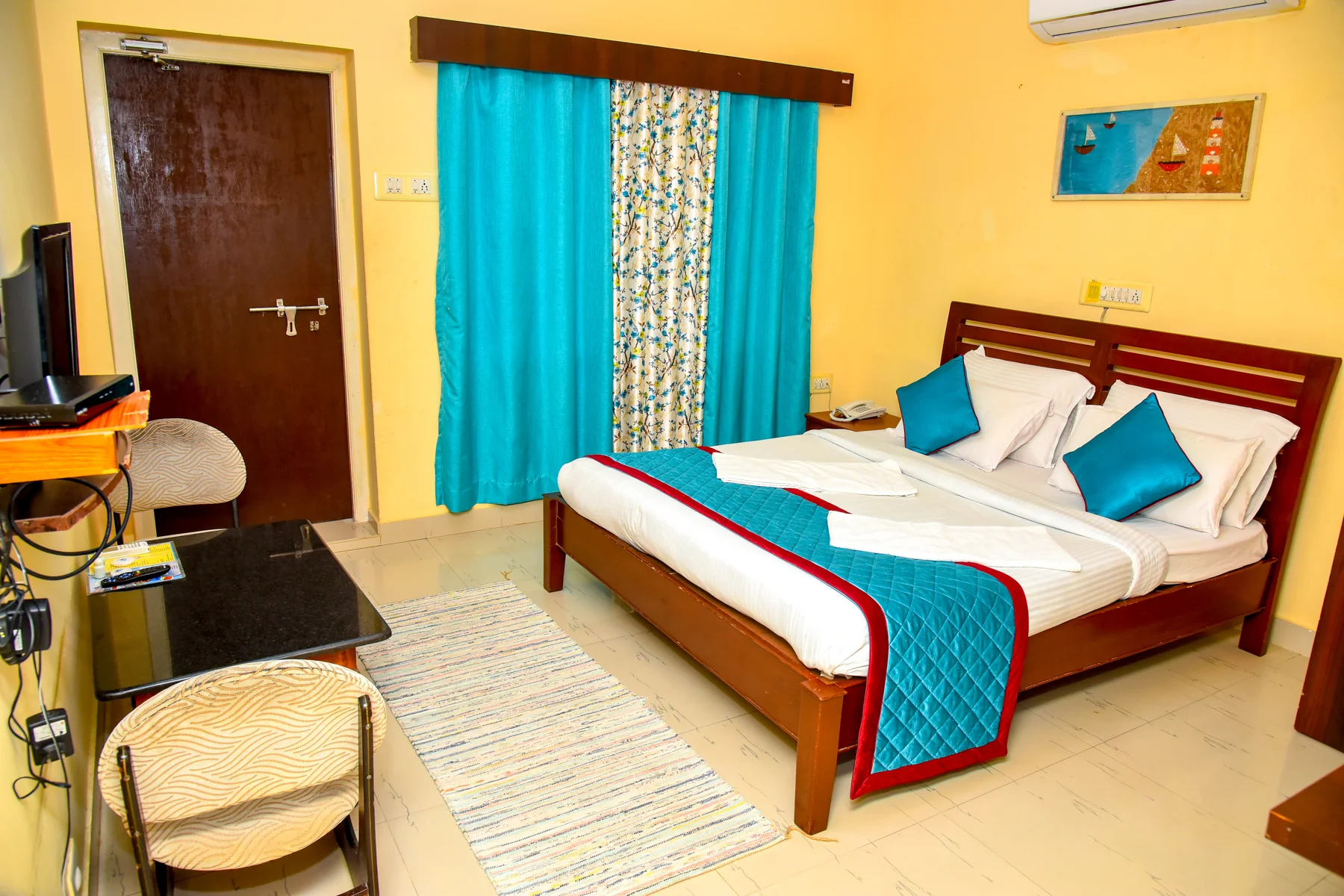 Garden View Deluxe Room in Seabreeze Beach Resorts